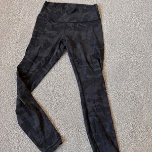 Lululemon leggings size 8